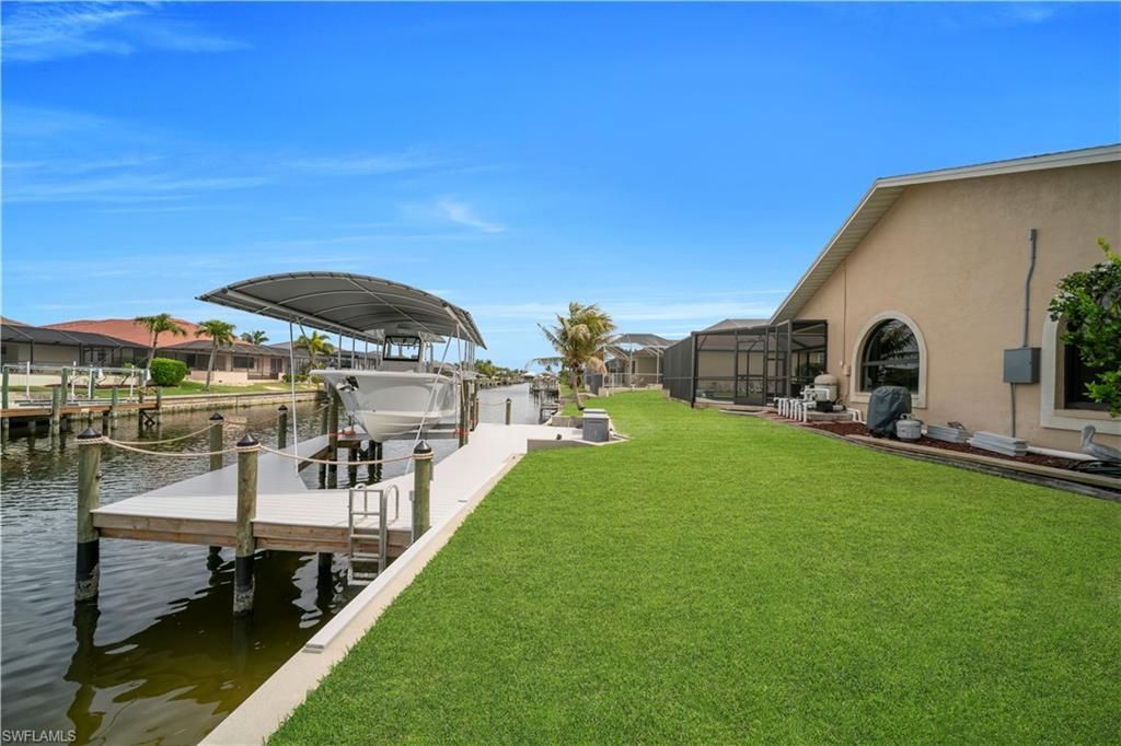 2909 SW 38th Ter, Cape Coral, FL 33914 Photo