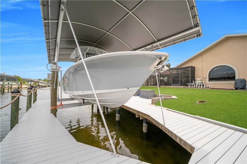 2909 SW 38th Ter , Cape Coral, FL 33914 Photo