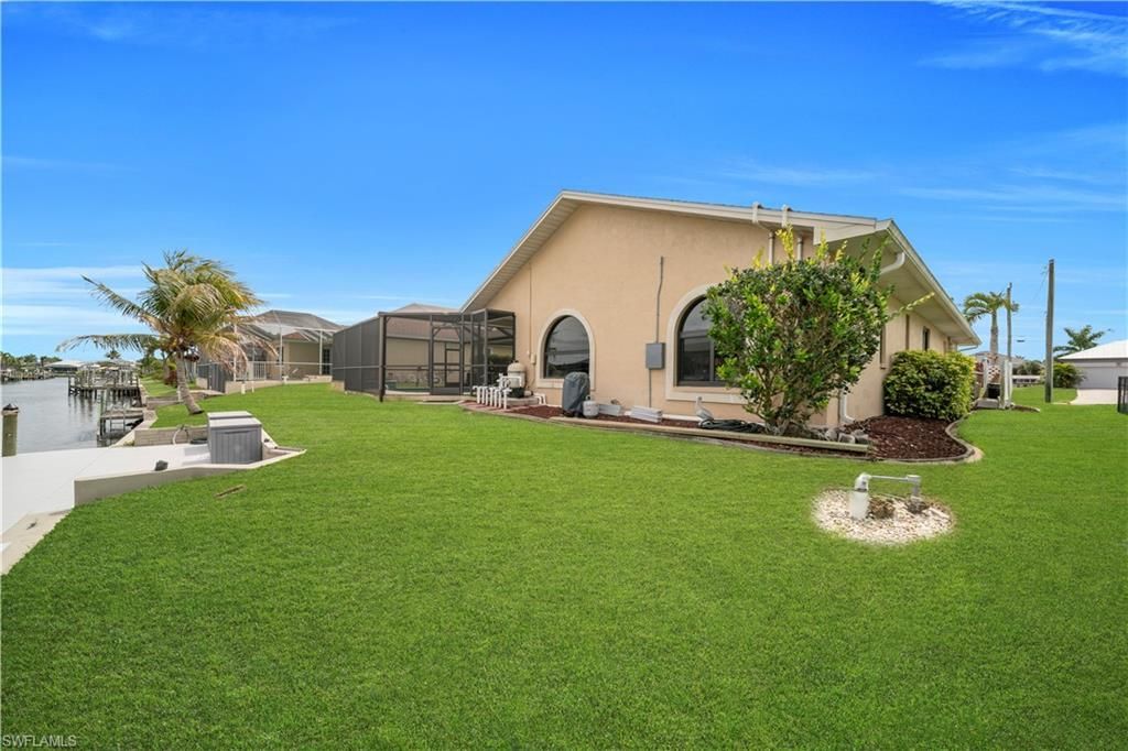 2909 SW 38th Ter , Cape Coral, FL 33914 Photo