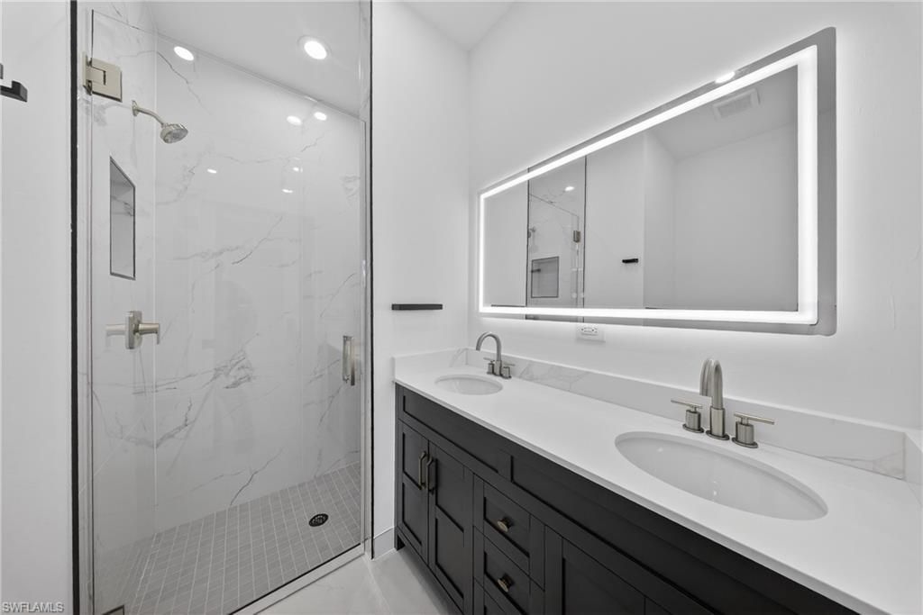 2711 39th St W, Lehigh Acres, FL 33971 Photo