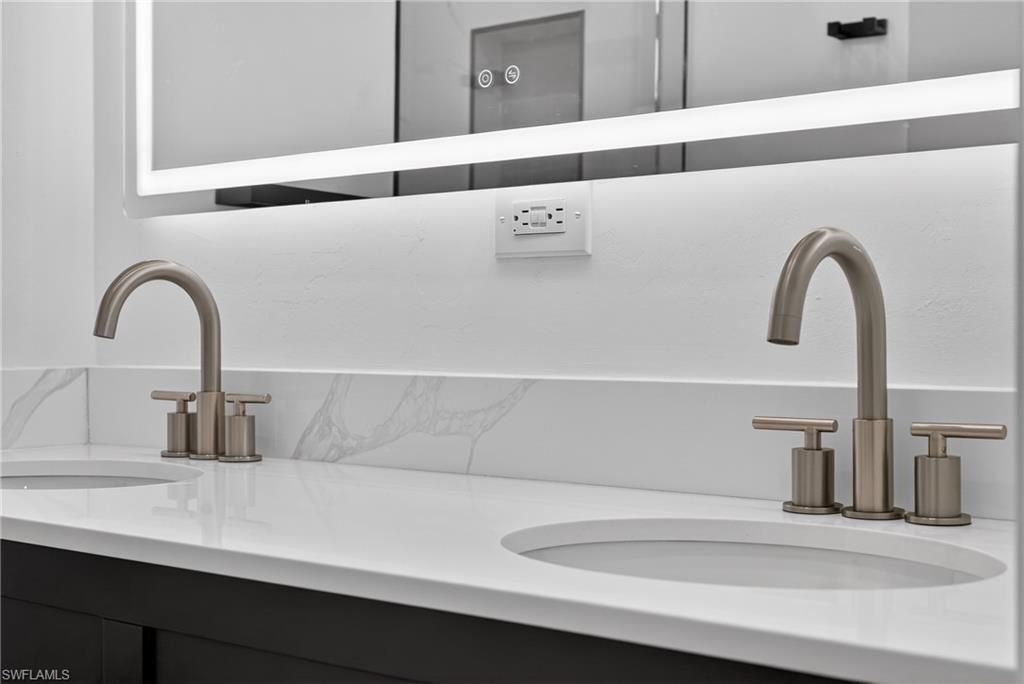 2711 39th St W, Lehigh Acres, FL 33971 Photo