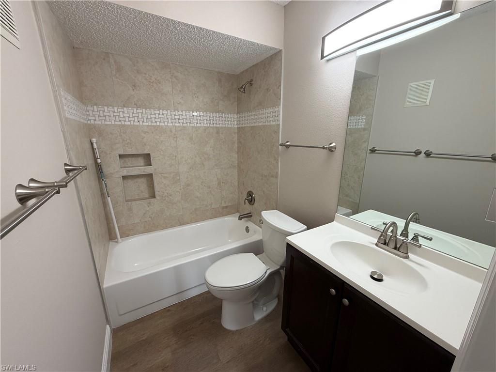 2226 Arbour Walk Cir, Unit 1913, Naples, FL 34109 Photo