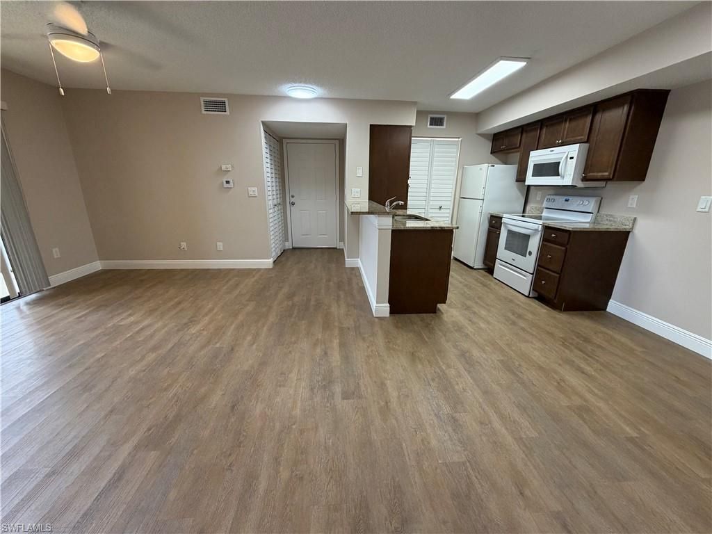 2226 Arbour Walk Cir, Unit 1913, Naples, FL 34109 Photo