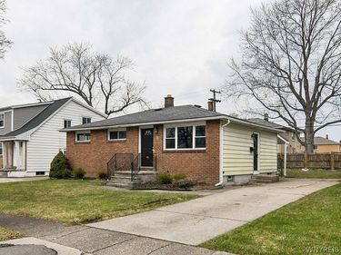 11 Wellington Road, Cheektowaga, NY 14225