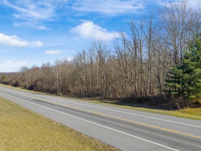 Gladdis Street SW, Massillon, OH 44647 Photo 3