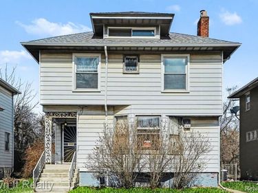 195 Massachusetts Street, Highland Park, MI 48203
