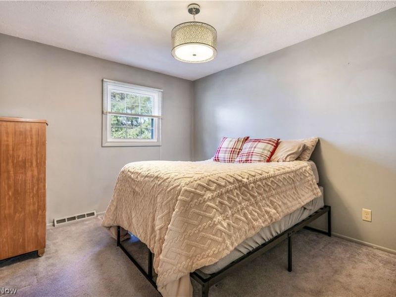 430 Hillsdale Street, Sebring, OH 44672 Photo 19