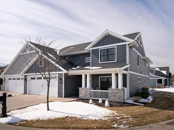 329 River POINT, La Crosse, WI 54601