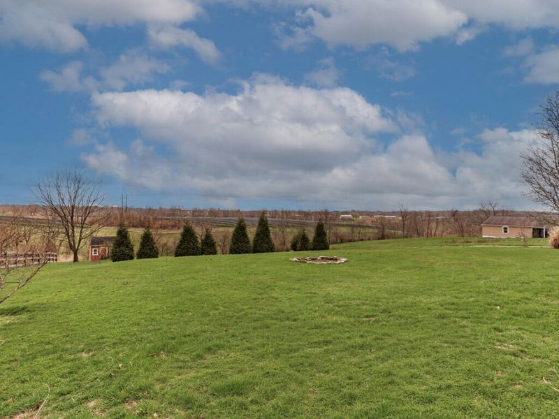 310 Claiborne Drive, Dry Ridge, KY 41035 Photo 21