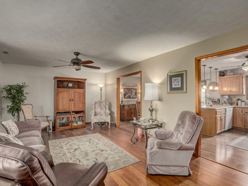 310 Claiborne Drive, Dry Ridge, KY 41035 Photo 3