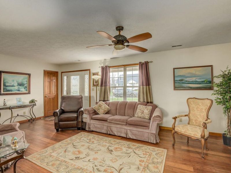 310 Claiborne Drive, Dry Ridge, KY 41035 Photo 5