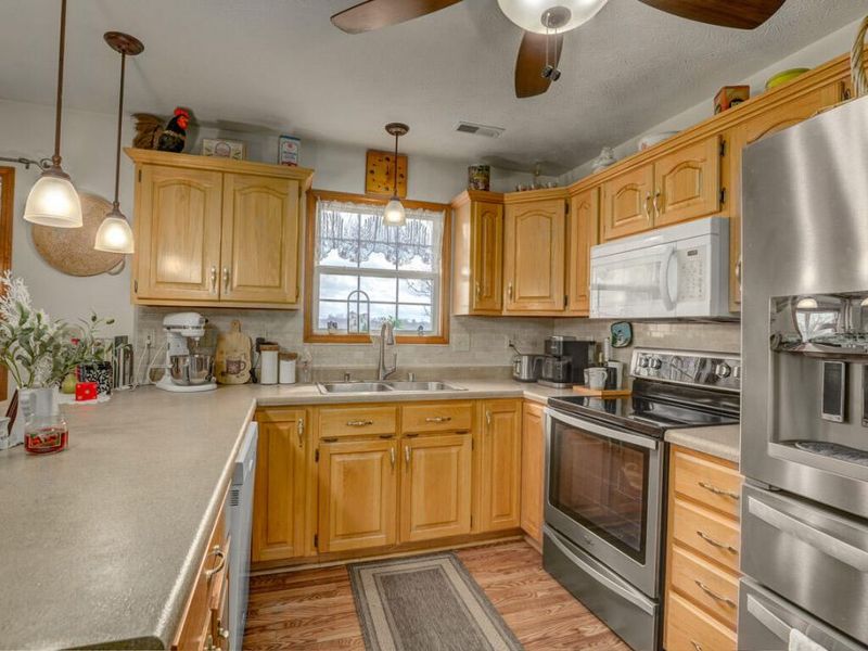 310 Claiborne Drive, Dry Ridge, KY 41035 Photo 6