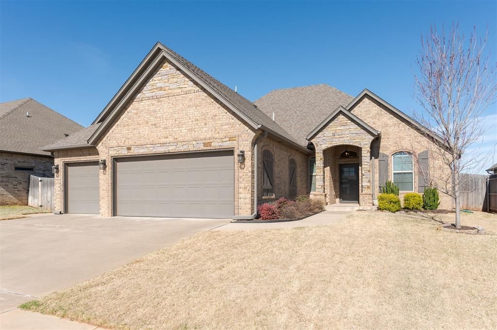 5521 Ledgestone Drive, Mustang, OK 73064 Main Photo