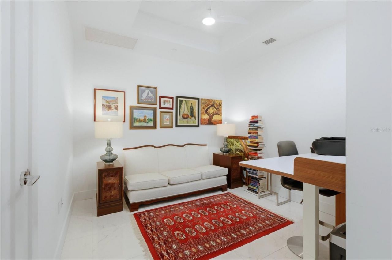 111 S Pineapple Avenue , Unit 811, Sarasota, FL 34236 Photo