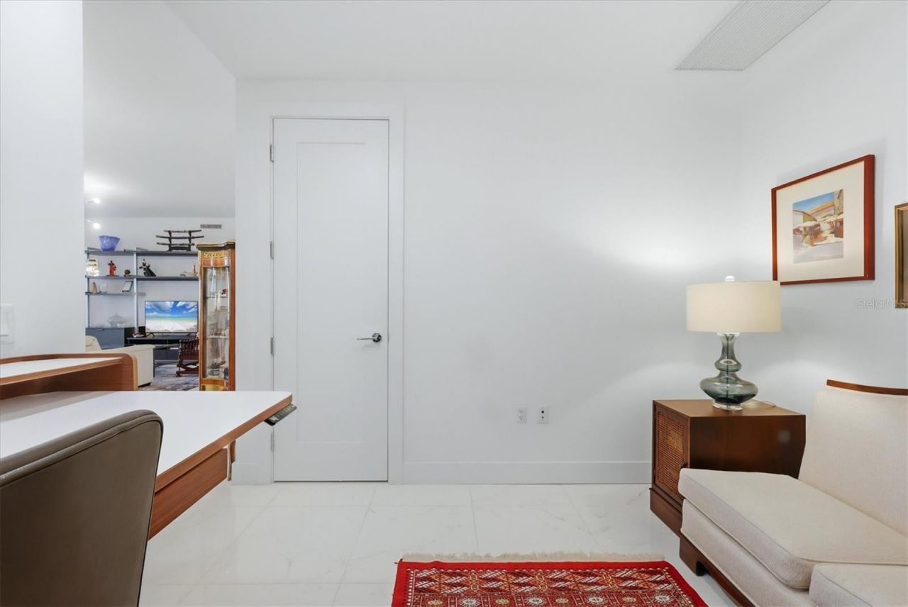 111 S Pineapple Avenue , Unit 811, Sarasota, FL 34236 Photo