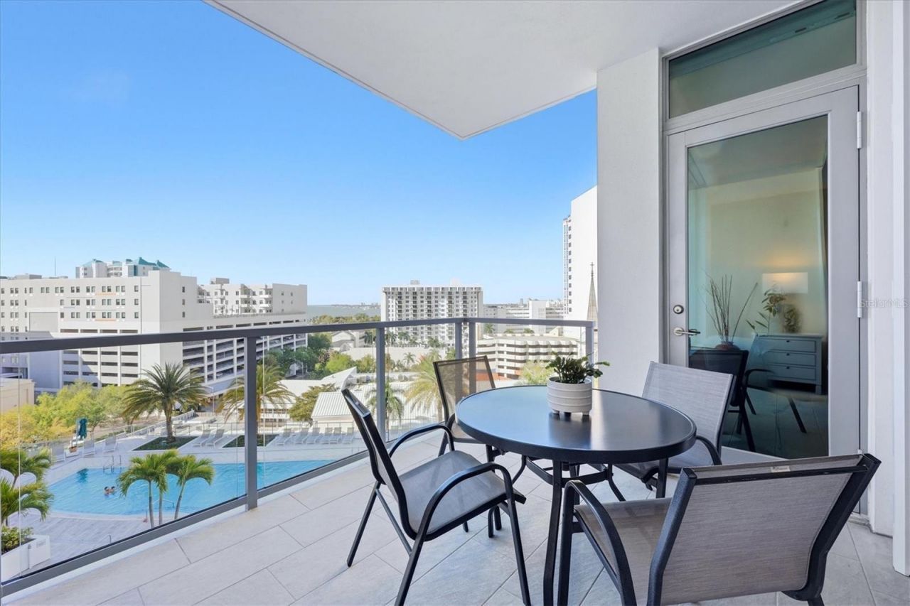 111 S Pineapple Avenue , Unit 811, Sarasota, FL 34236 Photo