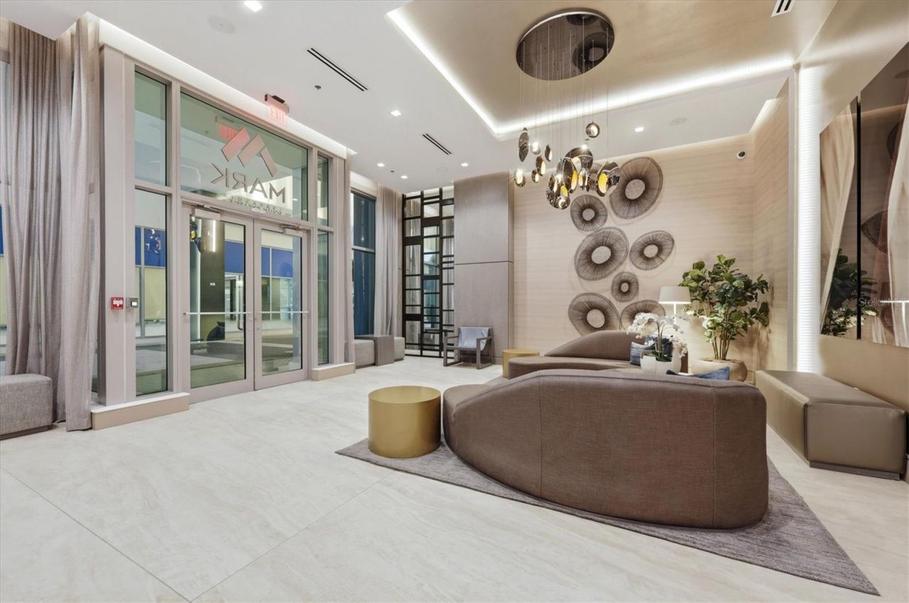 111 S Pineapple Avenue , Unit 811, Sarasota, FL 34236 Photo