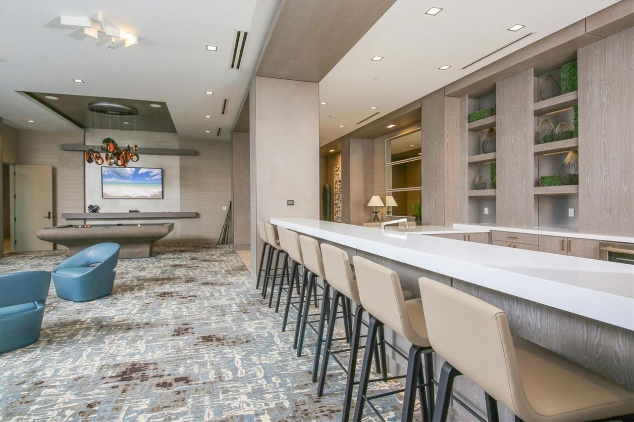 111 S Pineapple Avenue , Unit 811, Sarasota, FL 34236 Photo