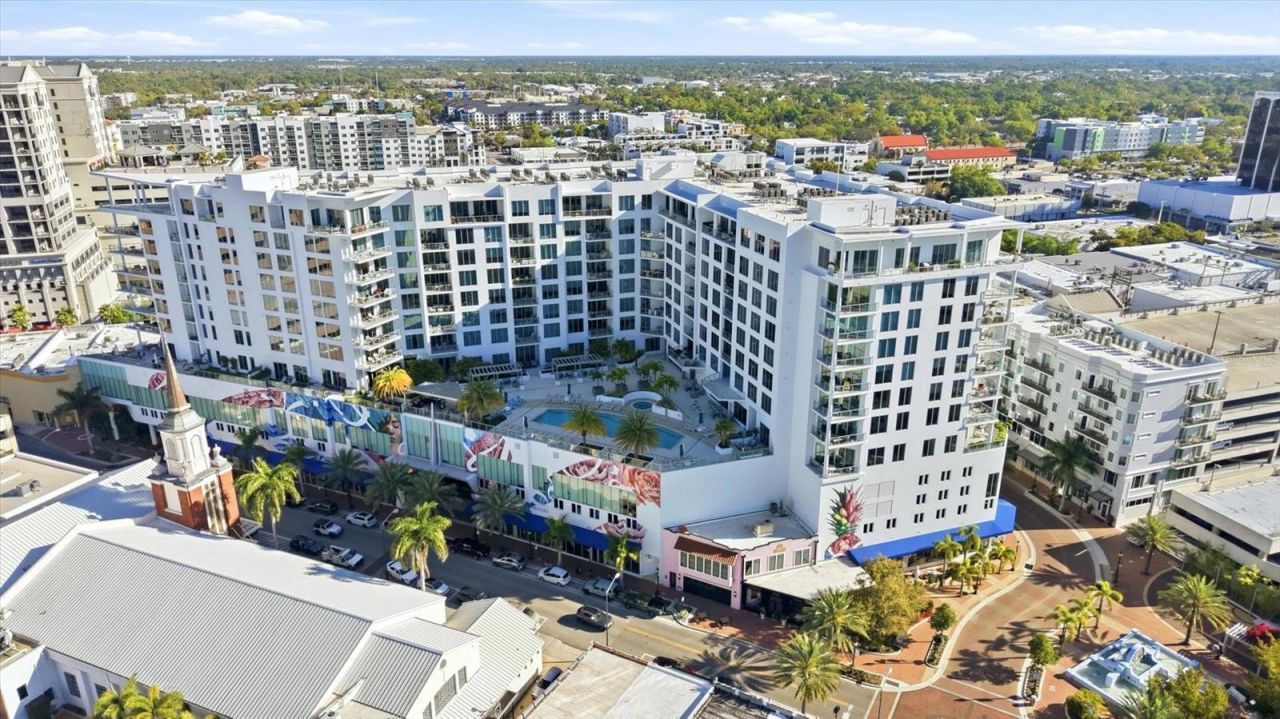 111 S Pineapple Avenue , Unit 811, Sarasota, FL 34236 Photo