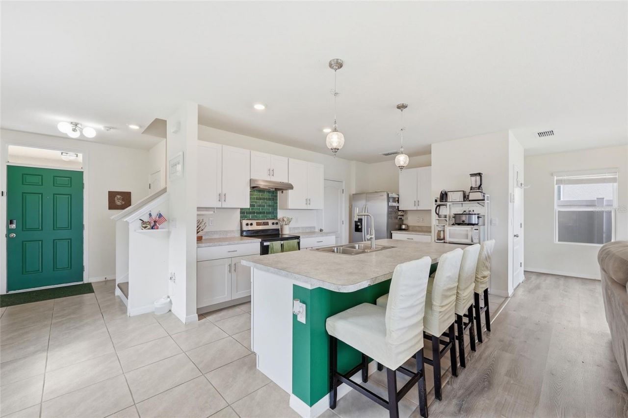 1777 Walnut Creek Drive , Kissimmee, FL 34744 Photo