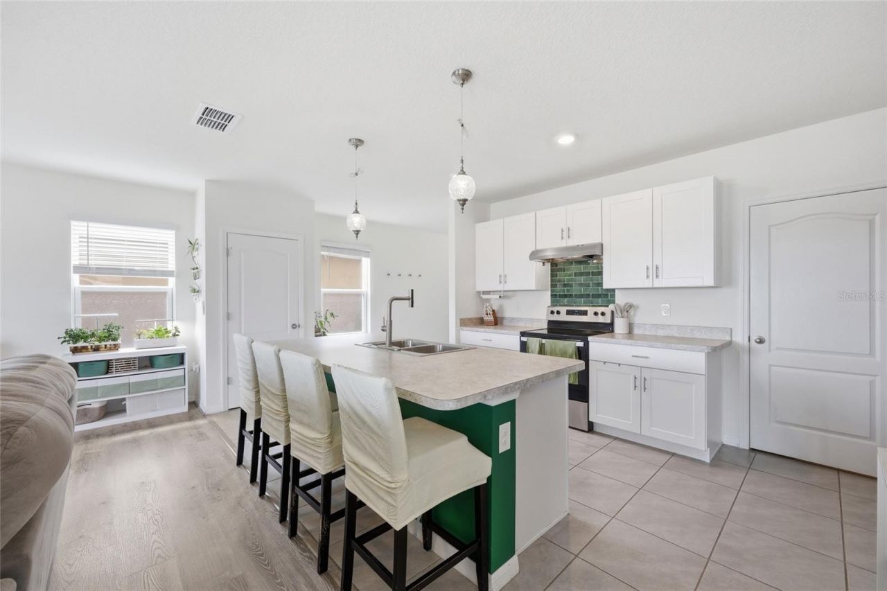 1777 Walnut Creek Drive , Kissimmee, FL 34744 Photo