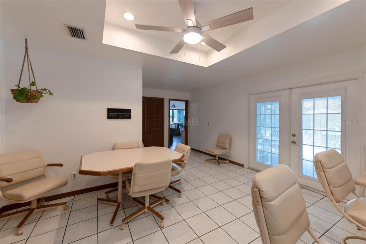 2298 W Pine Ridge Boulevard, Beverly Hills, FL 34465 Photo