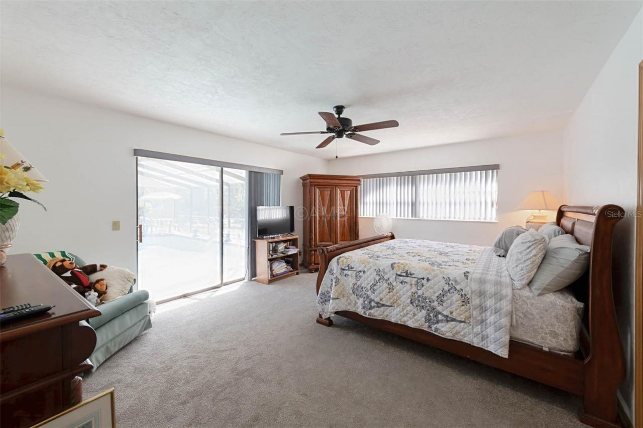 2298 W Pine Ridge Boulevard, Beverly Hills, FL 34465 Photo