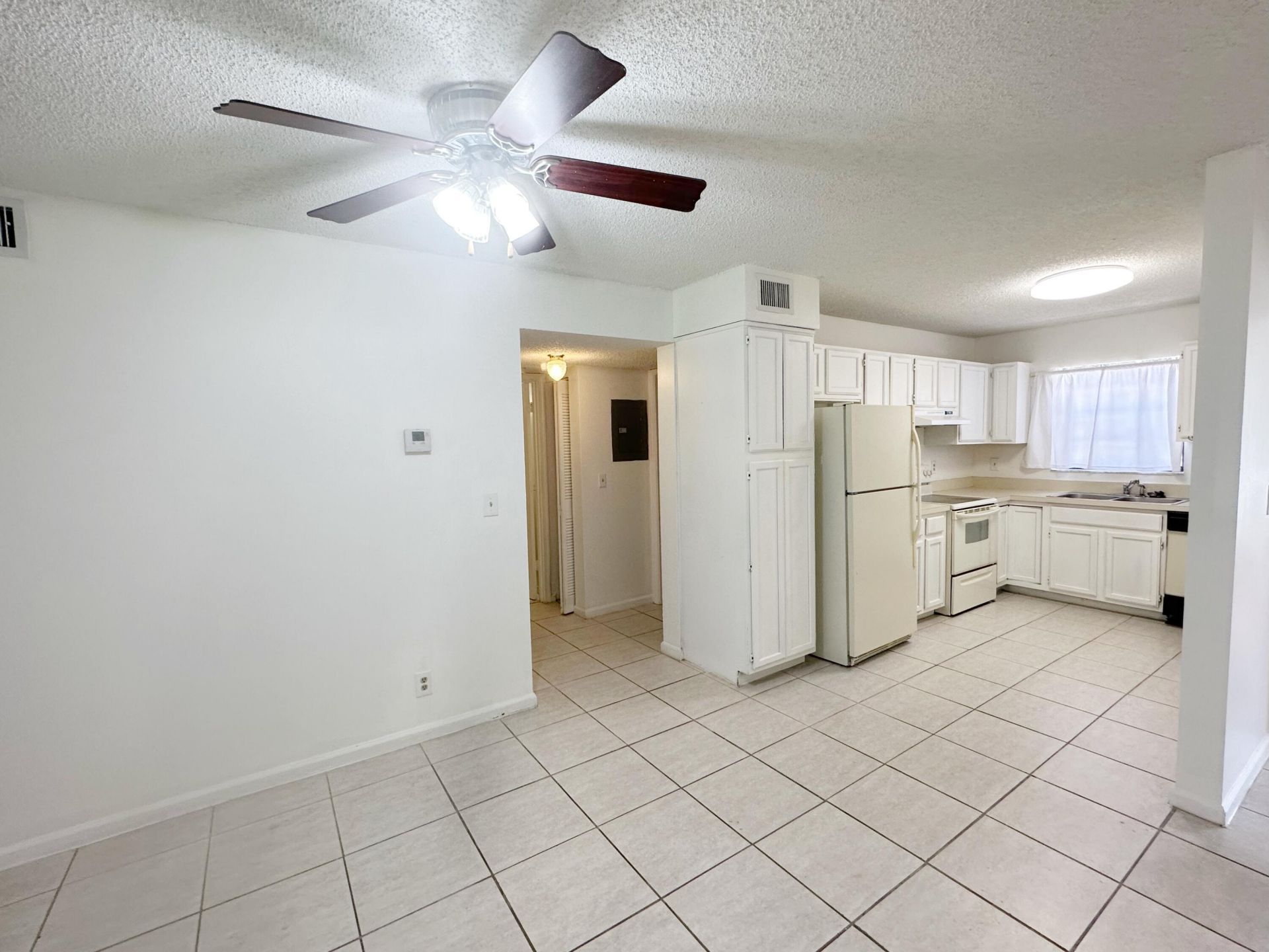 3000 Norwood Place, Unit N102, Boca Raton, FL 33431 Photo
