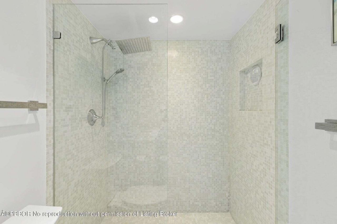 3546 S Ocean Boulevard, Unit 601, South Palm Beach, FL 33480 Photo