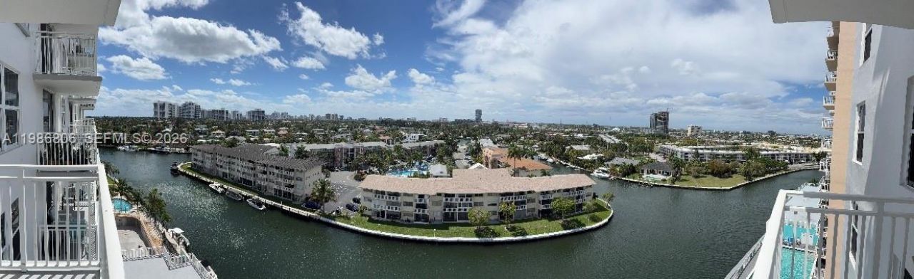 427 Golden Isles Dr , Unit 10D, Hallandale Beach, FL 33009 Photo