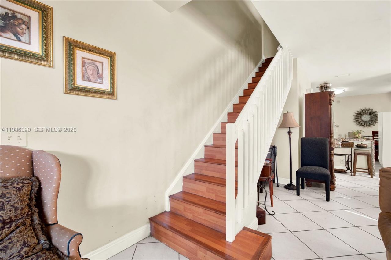 2050 Madeira Dr , Weston, FL 33327 Photo