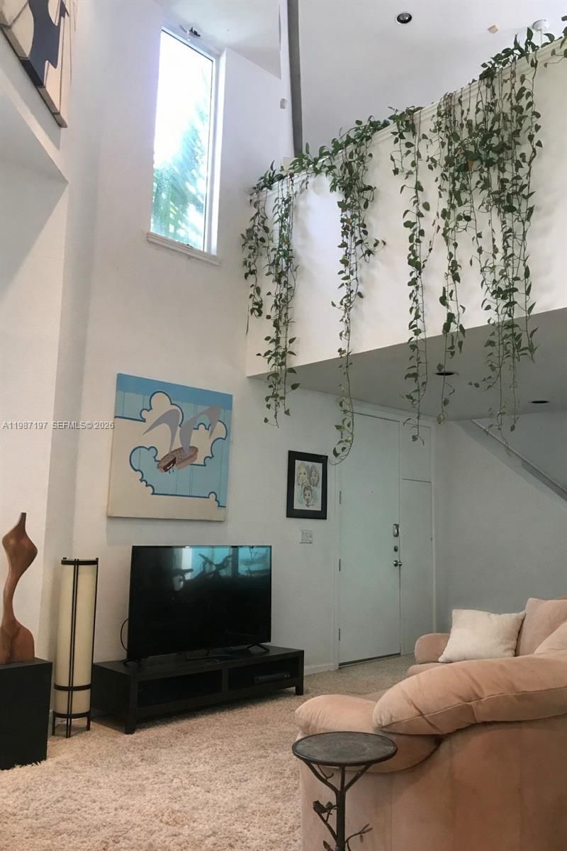 3151 Freeman St, Miami, FL 33133 Photo