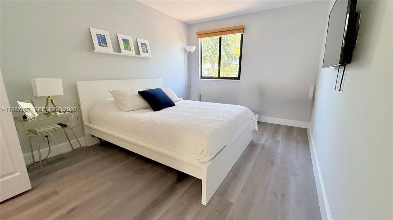 1392 Canary Island Dr , Weston, FL 33327 Photo