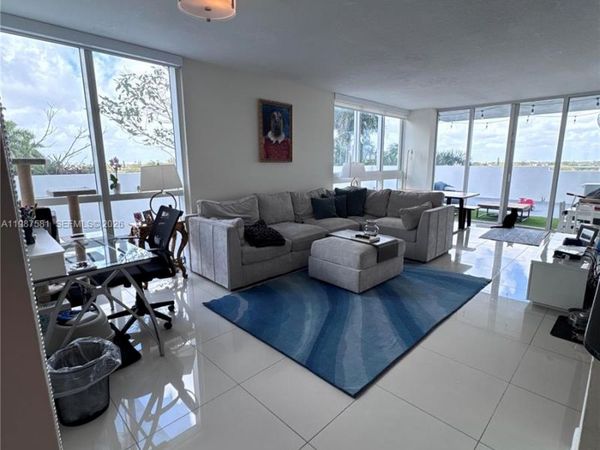1861 NW S River Dr , Unit 705, Miami, FL 33125