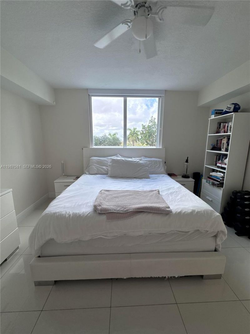 1861 NW S River Dr , Unit 705, Miami, FL 33125 Photo