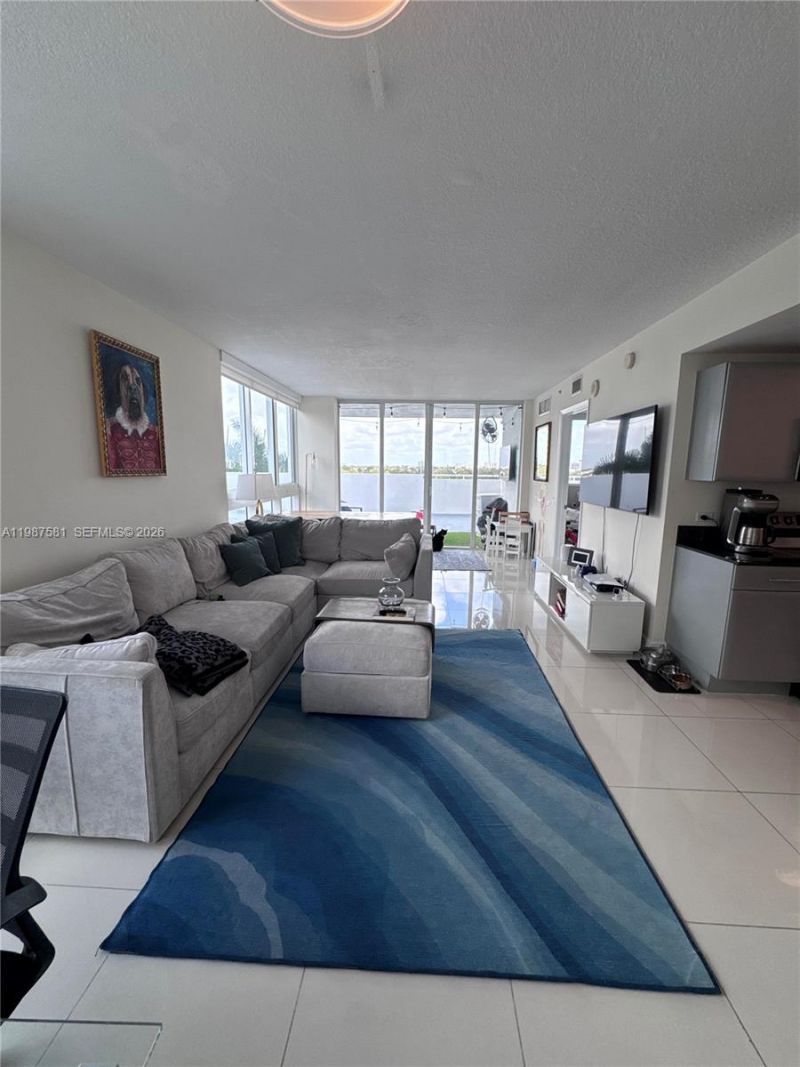 1861 NW S River Dr , Unit 705, Miami, FL 33125 Photo