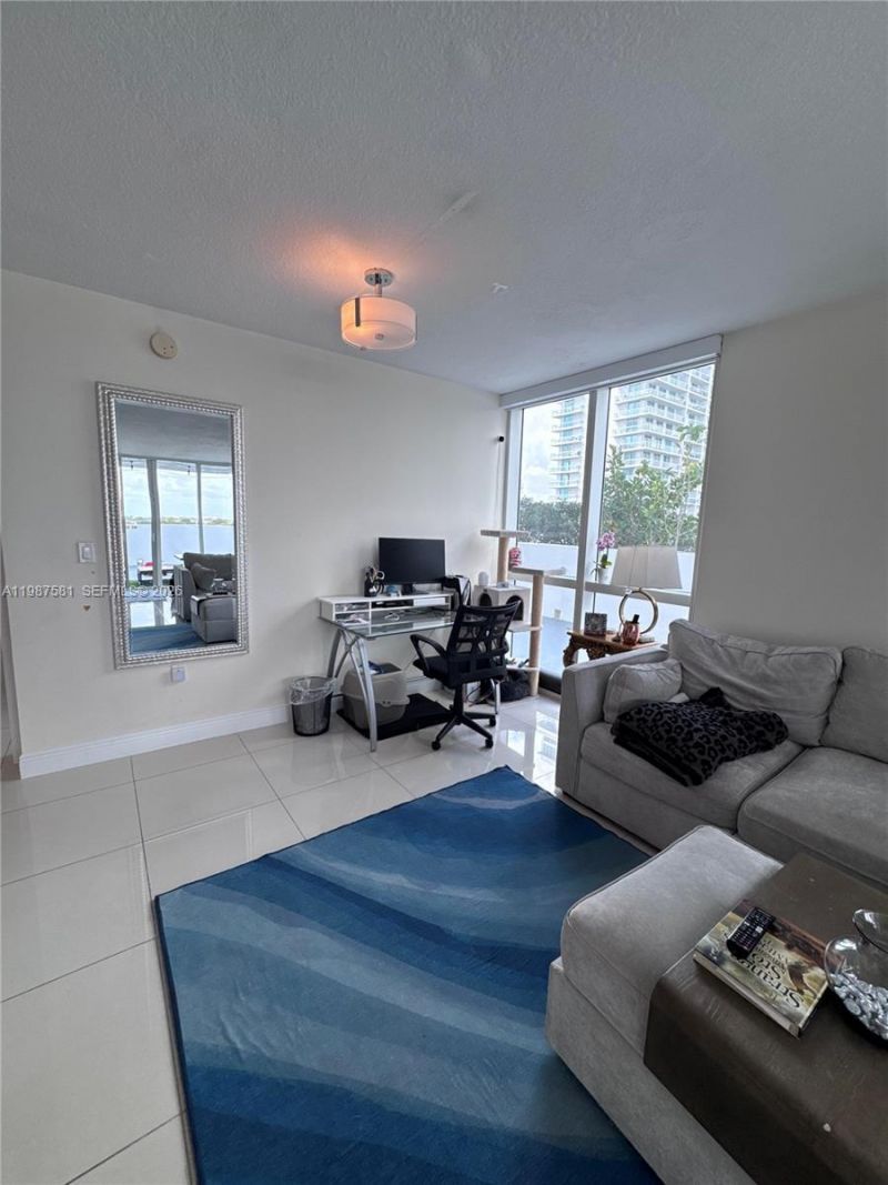 1861 NW S River Dr , Unit 705, Miami, FL 33125 Photo