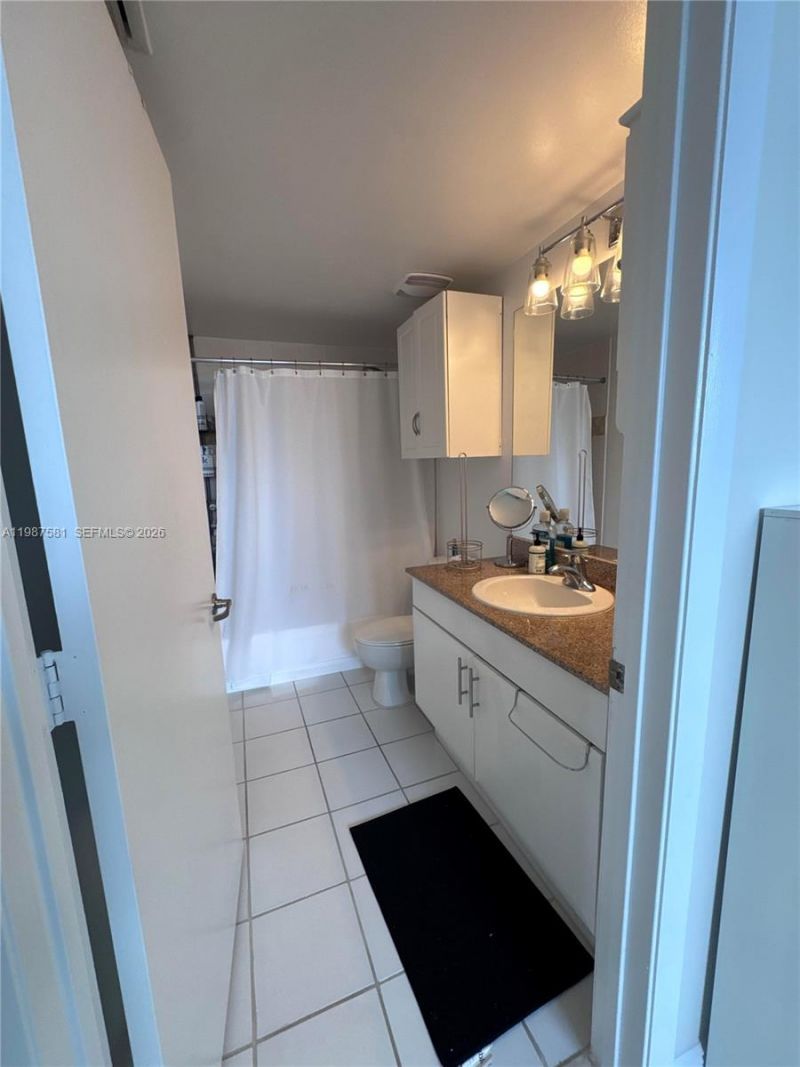 1861 NW S River Dr , Unit 705, Miami, FL 33125 Photo