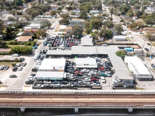 5700 NW 27th Ave , Miami, FL 33142