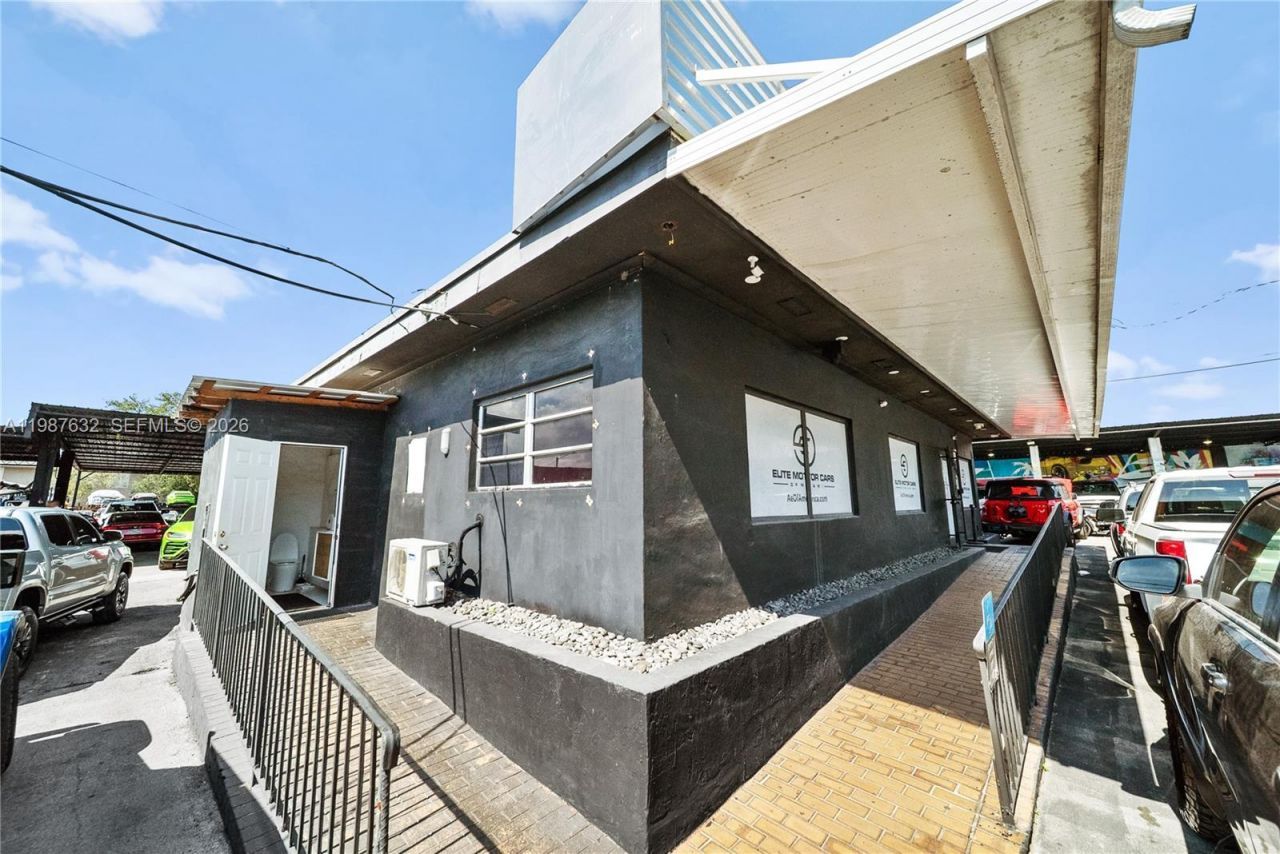 5700 NW 27th Ave , Miami, FL 33142 Photo