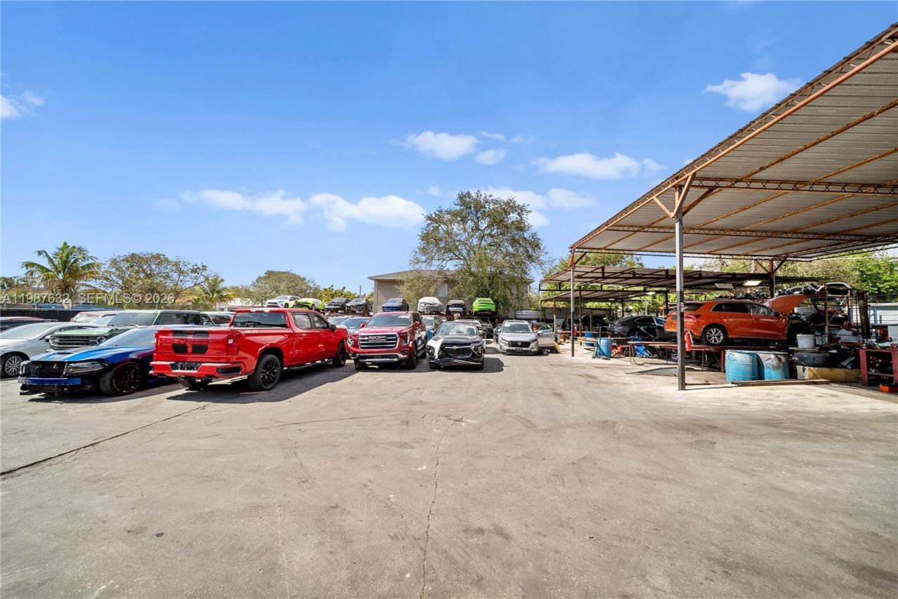 5700 NW 27th Ave , Miami, FL 33142 Photo