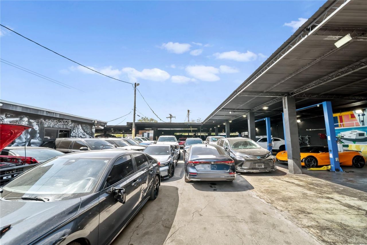 5700 NW 27th Ave , Miami, FL 33142 Photo