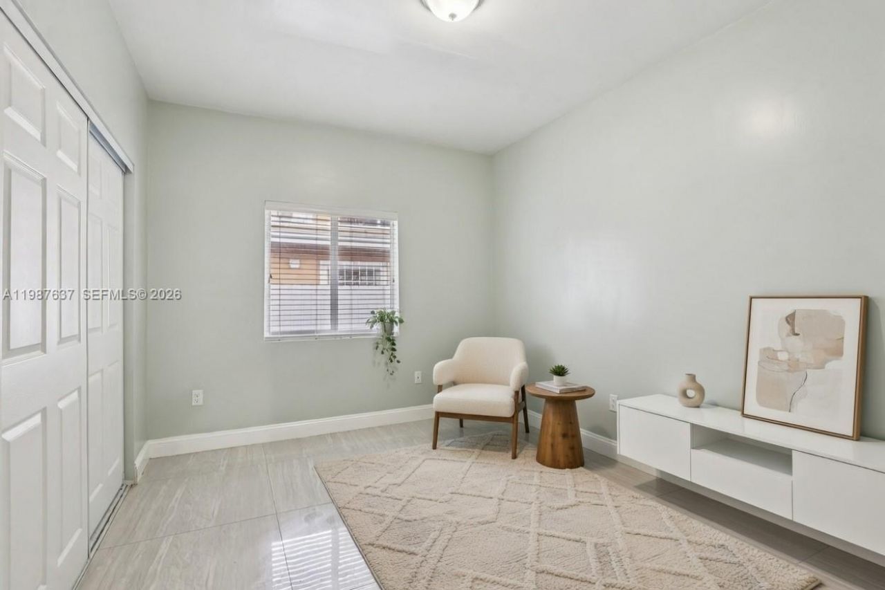 2317 NW 87th St , Miami, FL 33147 Photo