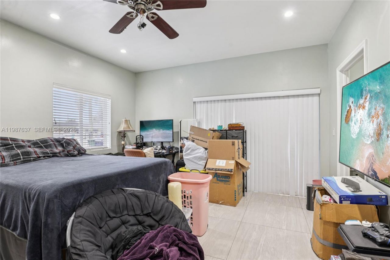 2317 NW 87th St , Miami, FL 33147 Photo