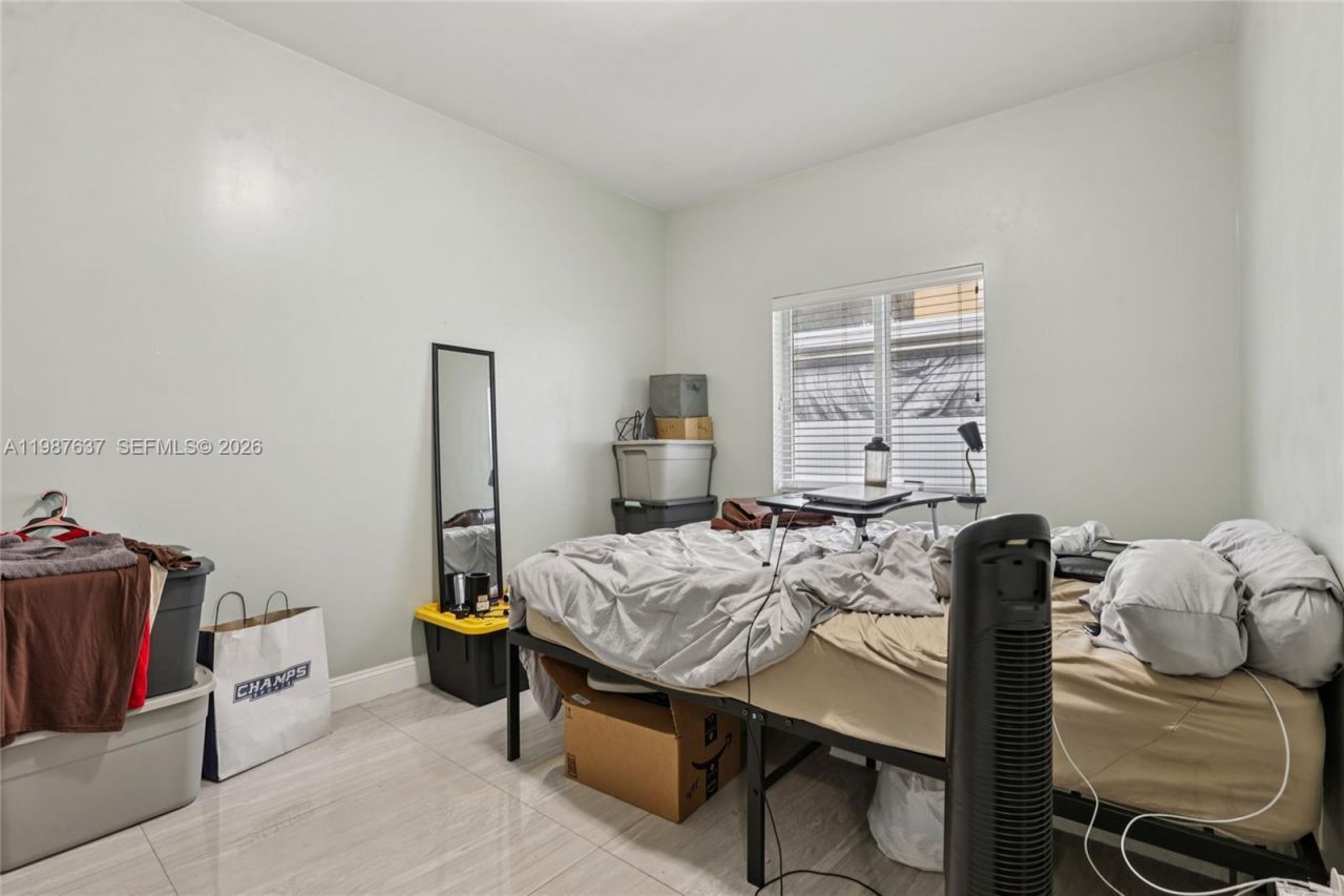 2317 NW 87th St , Miami, FL 33147 Photo