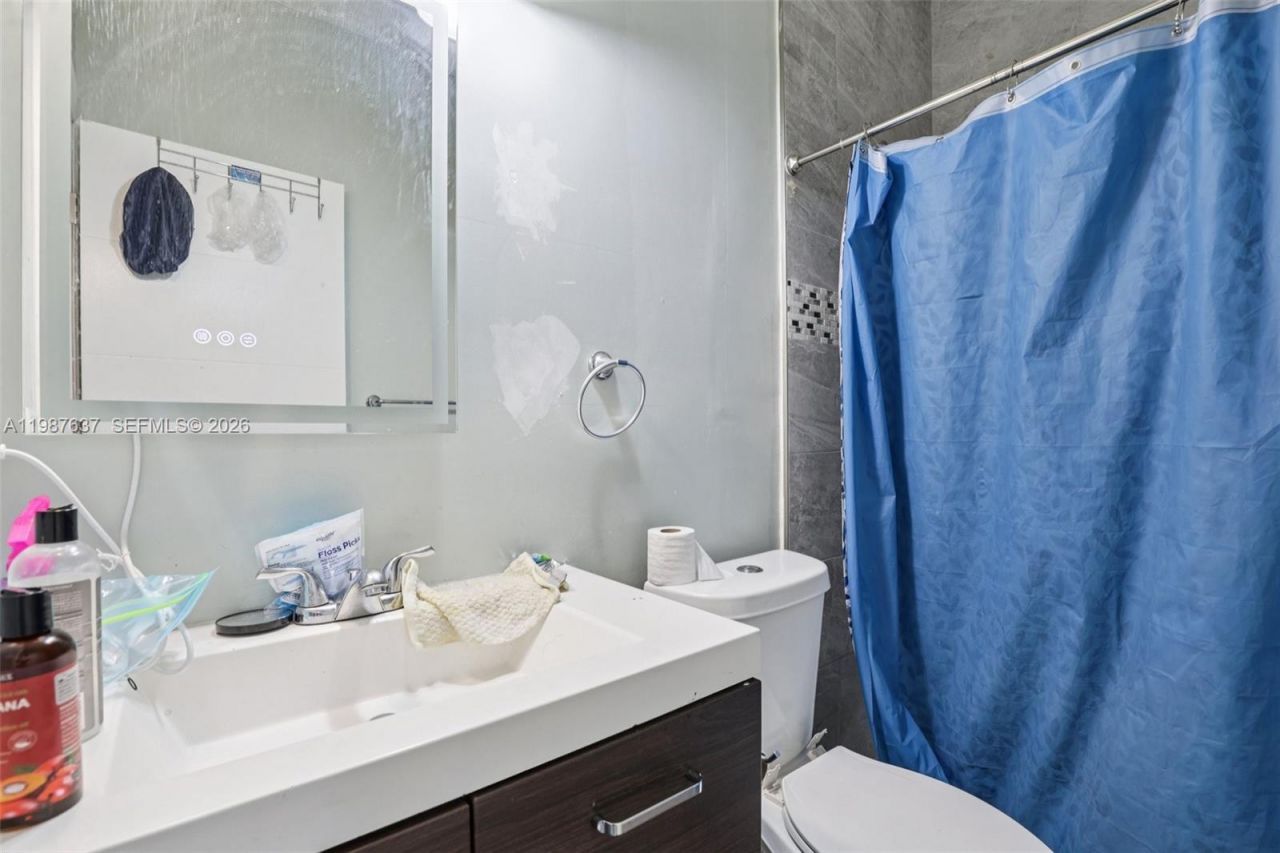 2317 NW 87th St , Miami, FL 33147 Photo