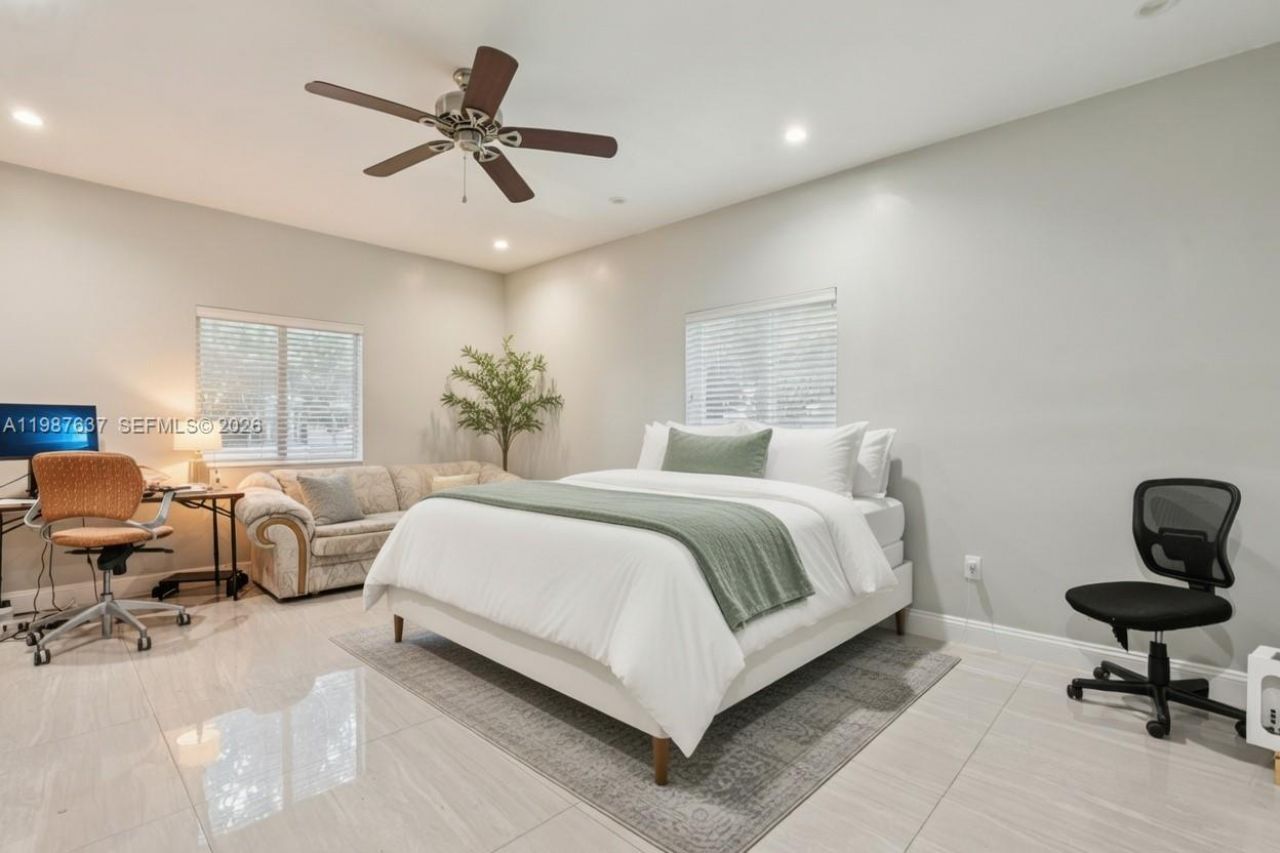 2317 NW 87th St , Miami, FL 33147 Photo