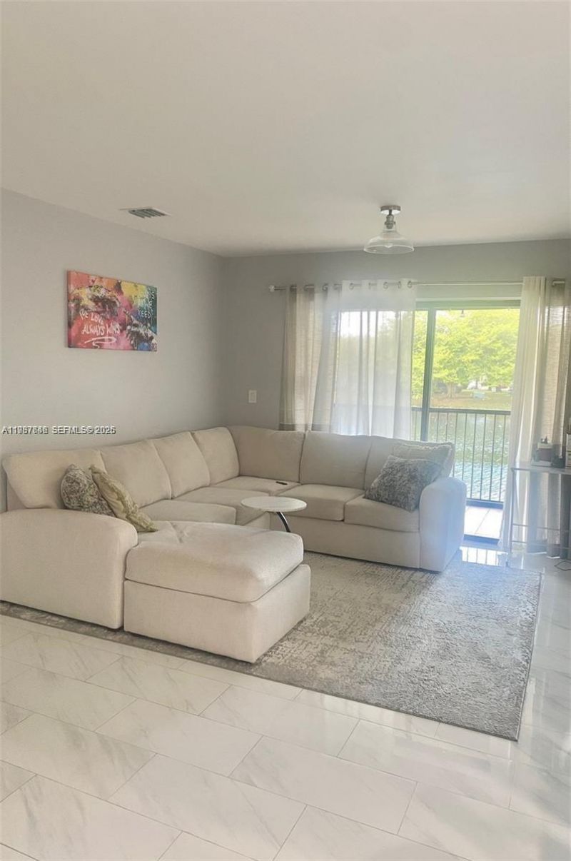 3613 NW 94th Ave , Unit 7F, Sunrise, FL 33351 Photo