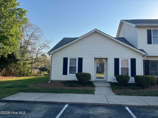 2700 Thackery Road , Unit 38, Greenville, NC 27858