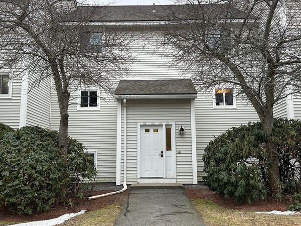 100 Merrimack Avenue, Unit 152, Dracut, MA 01826